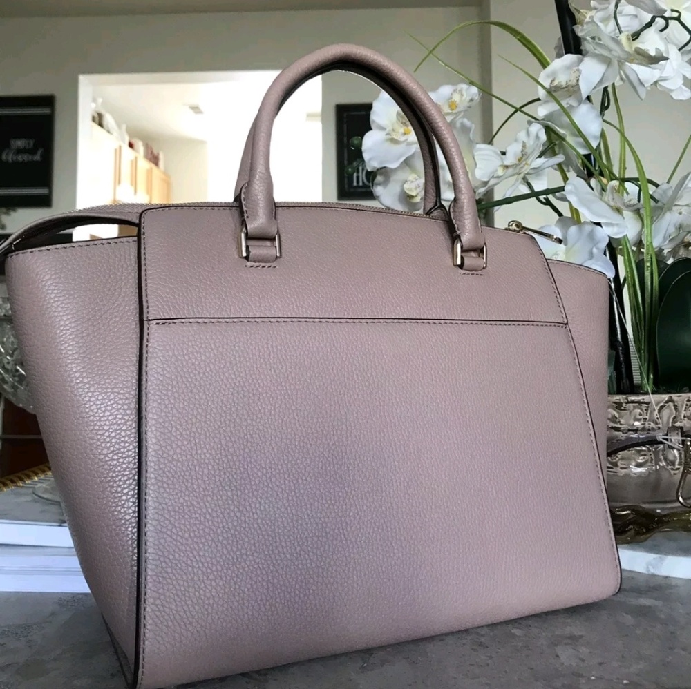 Michael Kors Satchel - Picture 8 of 8